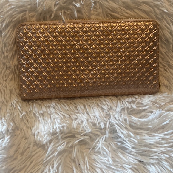 NWOT Tory Burch wallet - Picture 9 of 17